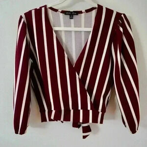 Striped V-neck long sleeve with tie